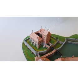 Тракайский островной замок с комплектом деталей, вырезанных лазером.