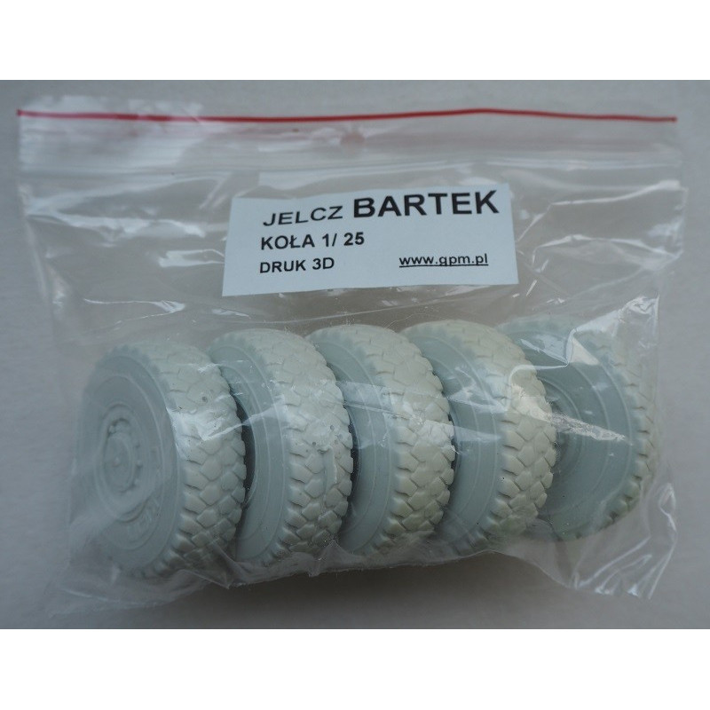 JELCZ 442.32 „Bartek“ - the Polish military truck - 3D printed plastic wheels